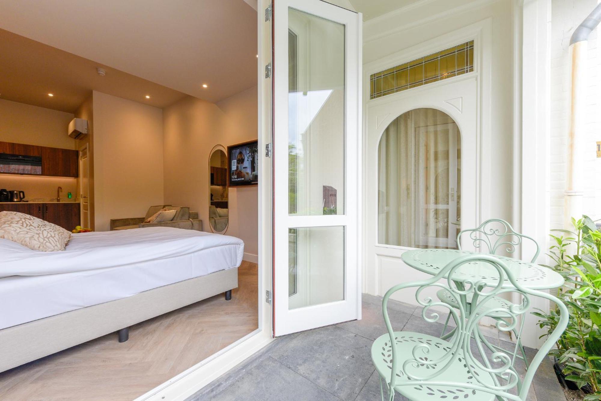 Novallure Villa Margaretha - Short Stay Apartments Рейсвейк Екстер'єр фото